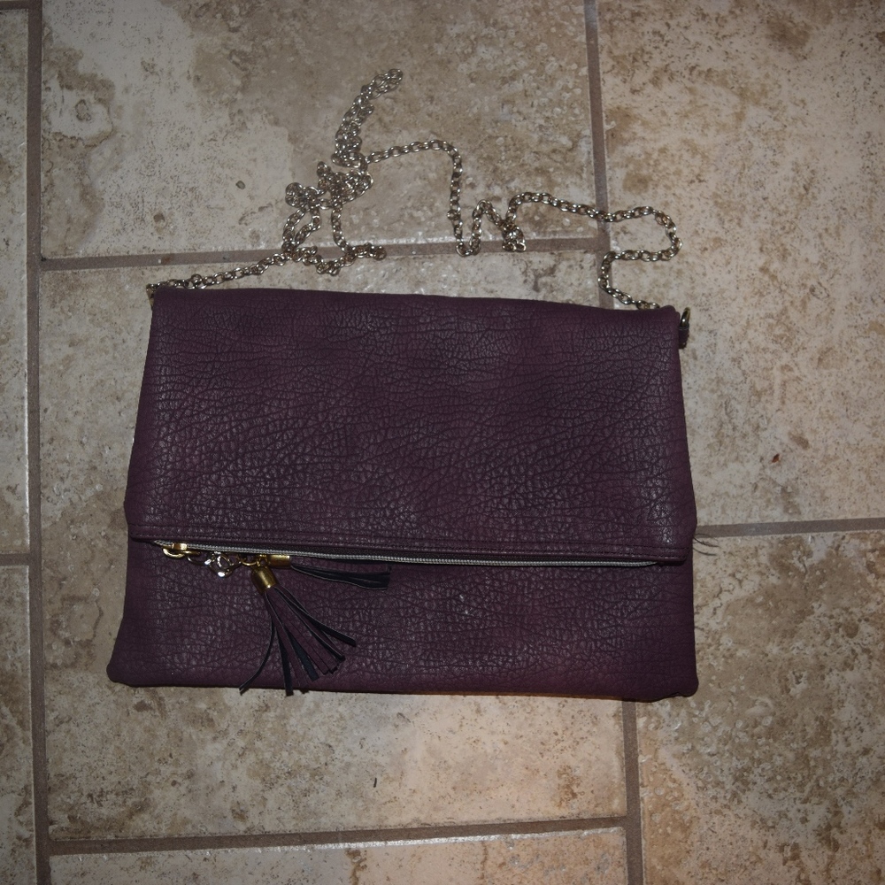 purple handbag